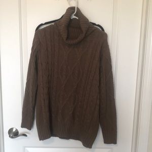 EUC Zenana Chunky Cable knit sweater